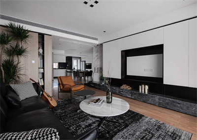 弦外之音 ，高級黑的質(zhì)感美